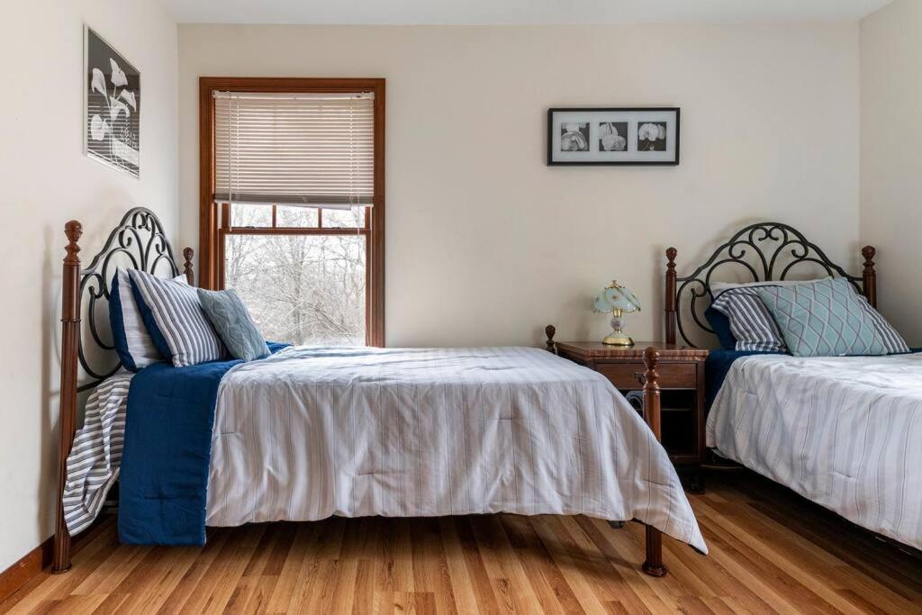 Cheerful Pocono Home Away From Home Albrightsville Exteriör bild